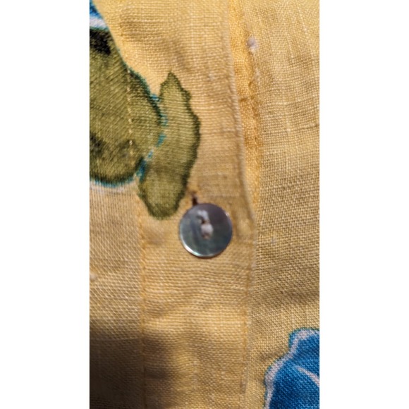 Chico's Size 1 (M) 100% Linen Shirt Yellow Floral Button Up FLAW - Picture 5 of 12